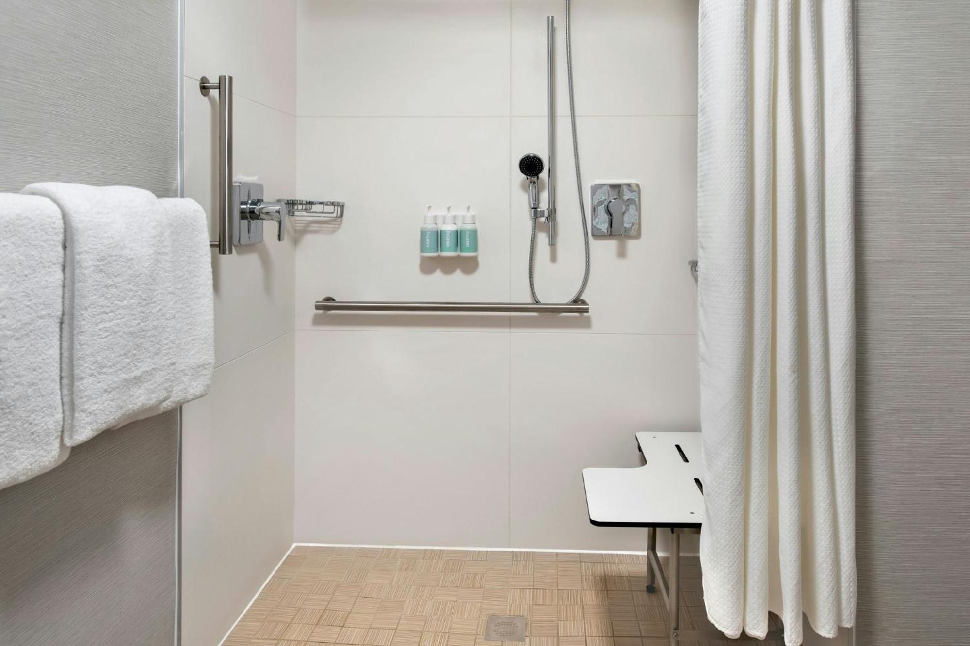 Hotel Courtyard By Marriott Rye Extérieur photo